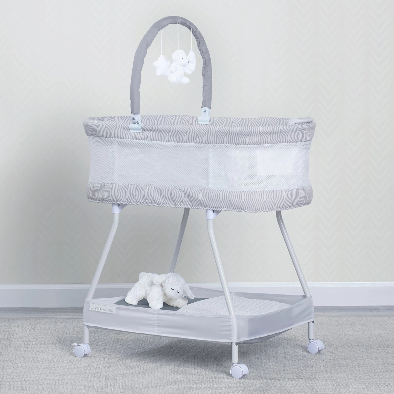 Delta Children Wave Bassinet 1 Delta Children Wave Bassinet