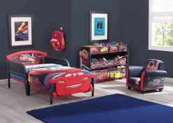 Delta Children Cars 3D-Footboard Toddler Bed