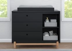 Delta Children 7-Piece Essential Changing Table Set - Newborn Baby Gift Set For Boys And Girls â Set Includes Changing Pad, Plush Changing Pad Cover, 3 Changing Pad Liners And 2 Storage Bins