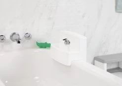 Delta Children PerfectSize 3-in-1 Convertible Sink, Step Stool And Bath Toy For Kids 8 Delta Children PerfectSize 3-in-1 Convertible Sink, Step Stool And Bath Toy For Kids -Kid Household Items DST001 sink bathtub back 01 101620 crop 1