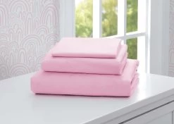 Delta Children 3-Piece Twin Sheet Set 21 Delta Children 3-Piece Twin Sheet Set -Kid Household Items N053800 654 twinsheets pink lifestyle 01