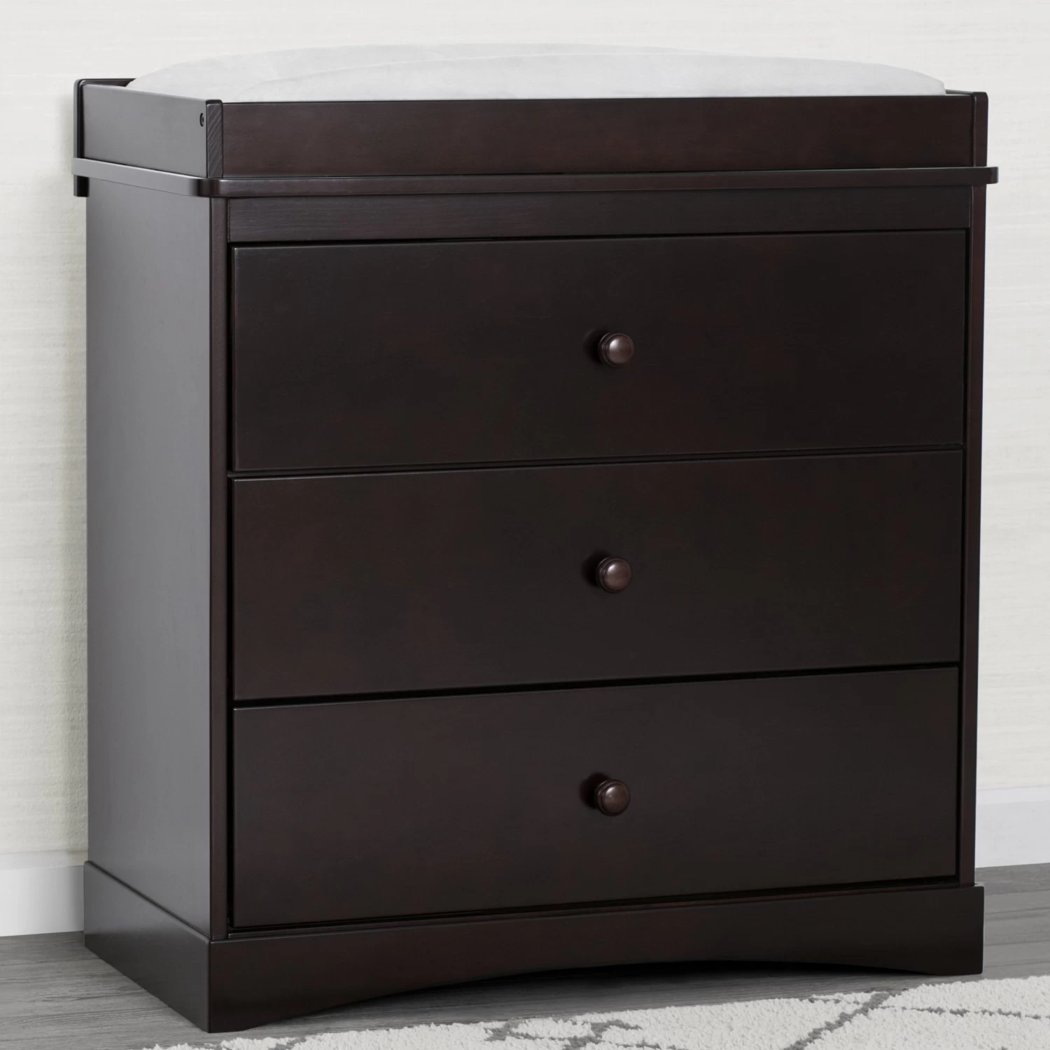 Delta Children Skylar 3 Drawer Dresser With Changing Top 11 Delta Children Skylar 3 Drawer Dresser With Changing Top - Image 11