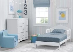 Delta Children Homestead Toddler Bed -Kid Household Items W102240 130 Homestead toddler generic room snuggle chair copy