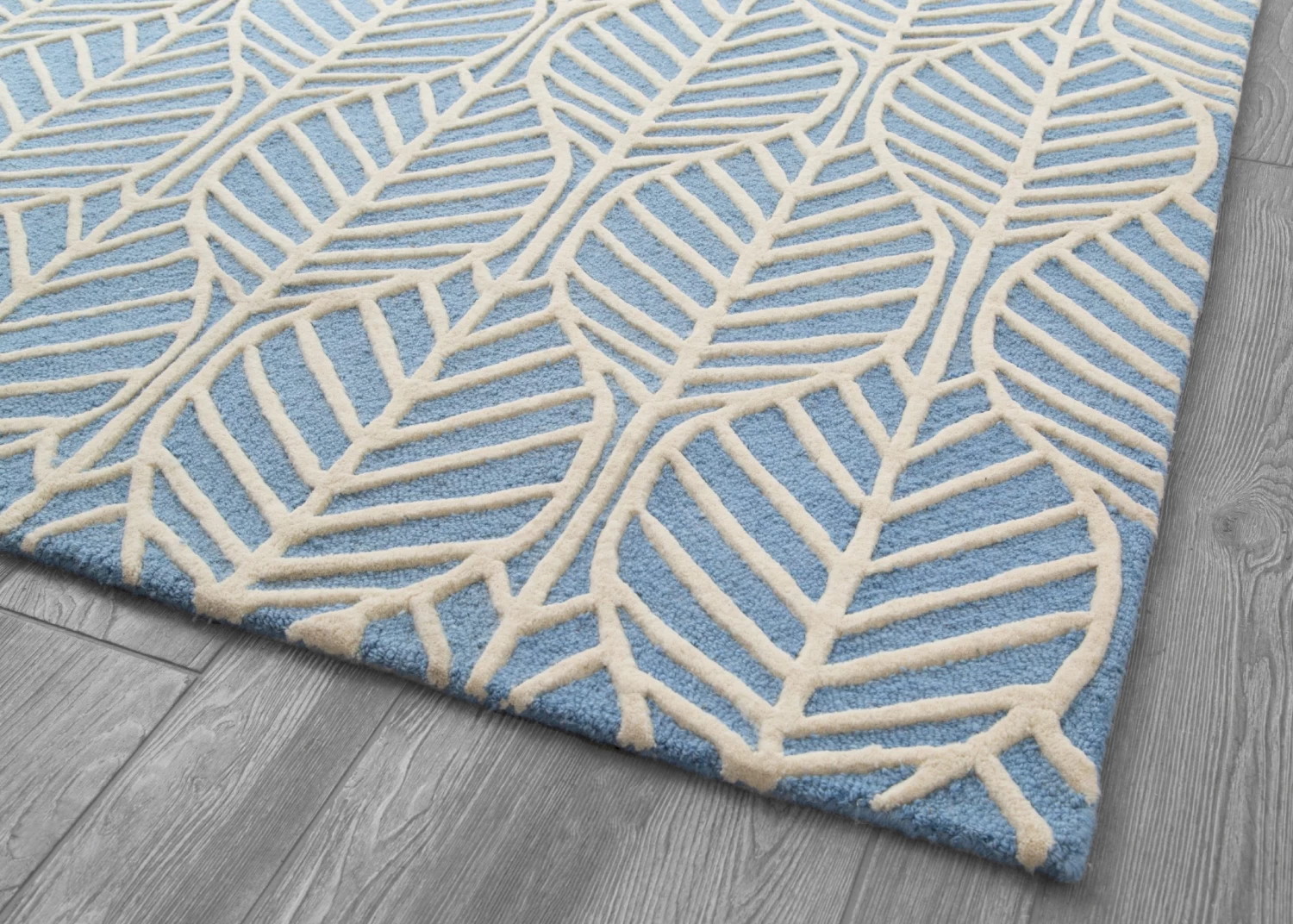 Delta Children Blue Palm Hand-Tufted 100% Wool Area Rug 5x8 2 Delta Children Blue Palm Hand-Tufted 100% Wool Area Rug 5x8 - Image 2