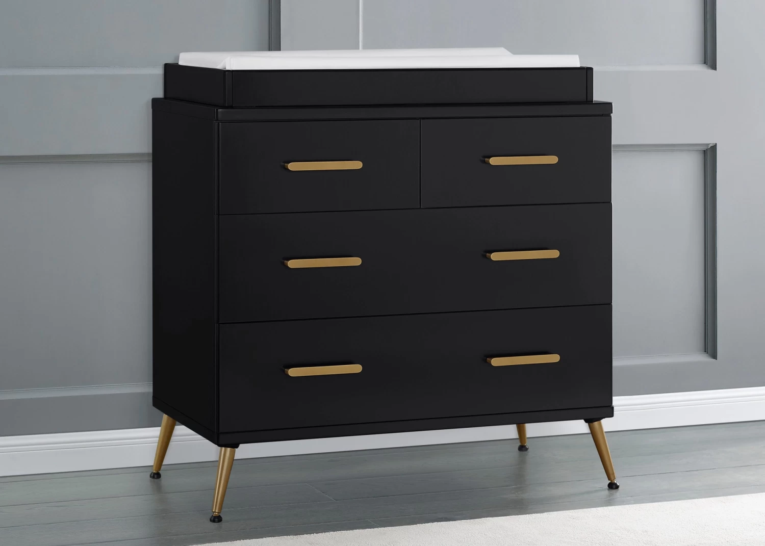 Delta Children Sloane 4 Drawer Dresser With Changing Top 5 Delta Children Sloane 4 Drawer Dresser With Changing Top - Image 5
