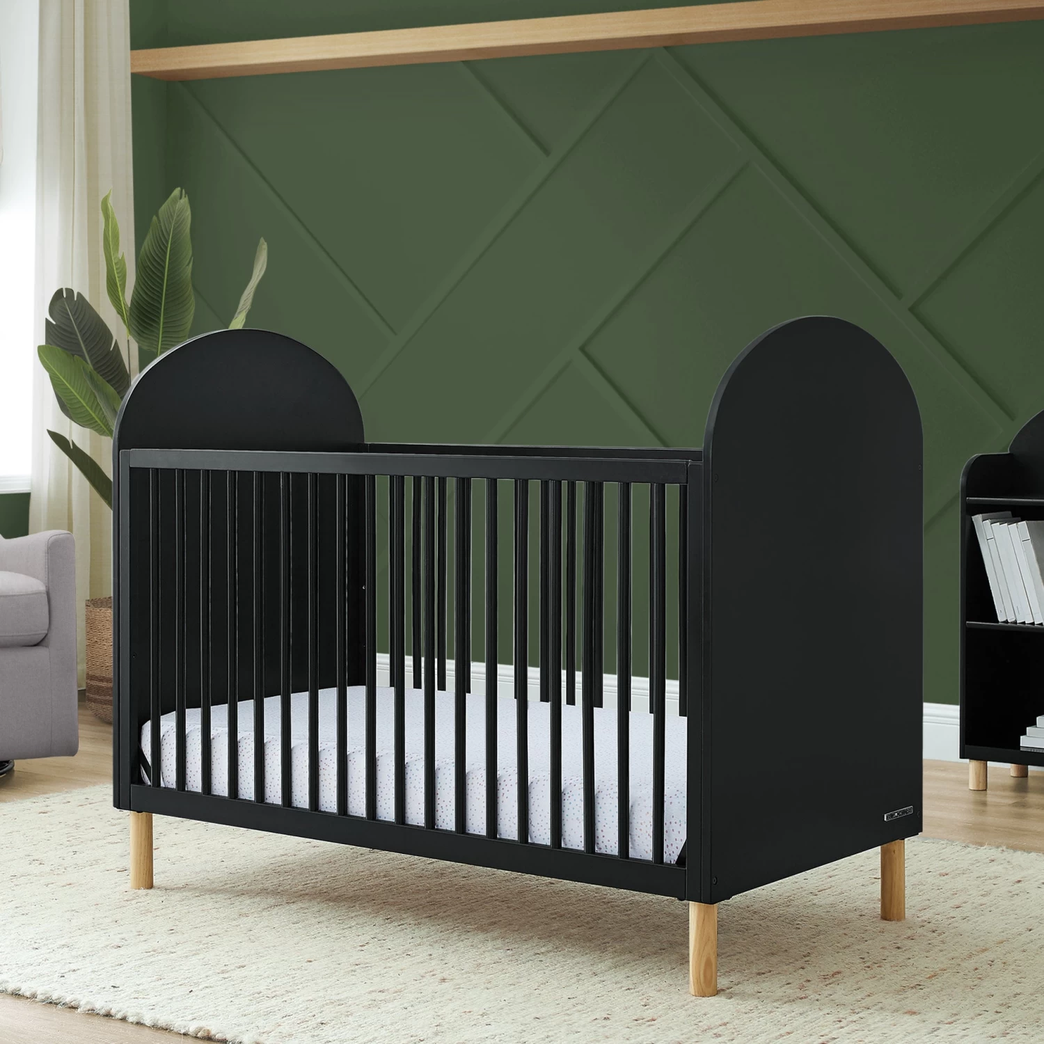 Delta Children Reese 4-in-1 Convertible Crib 15 Delta Children Reese 4-in-1 Convertible Crib - Image 15