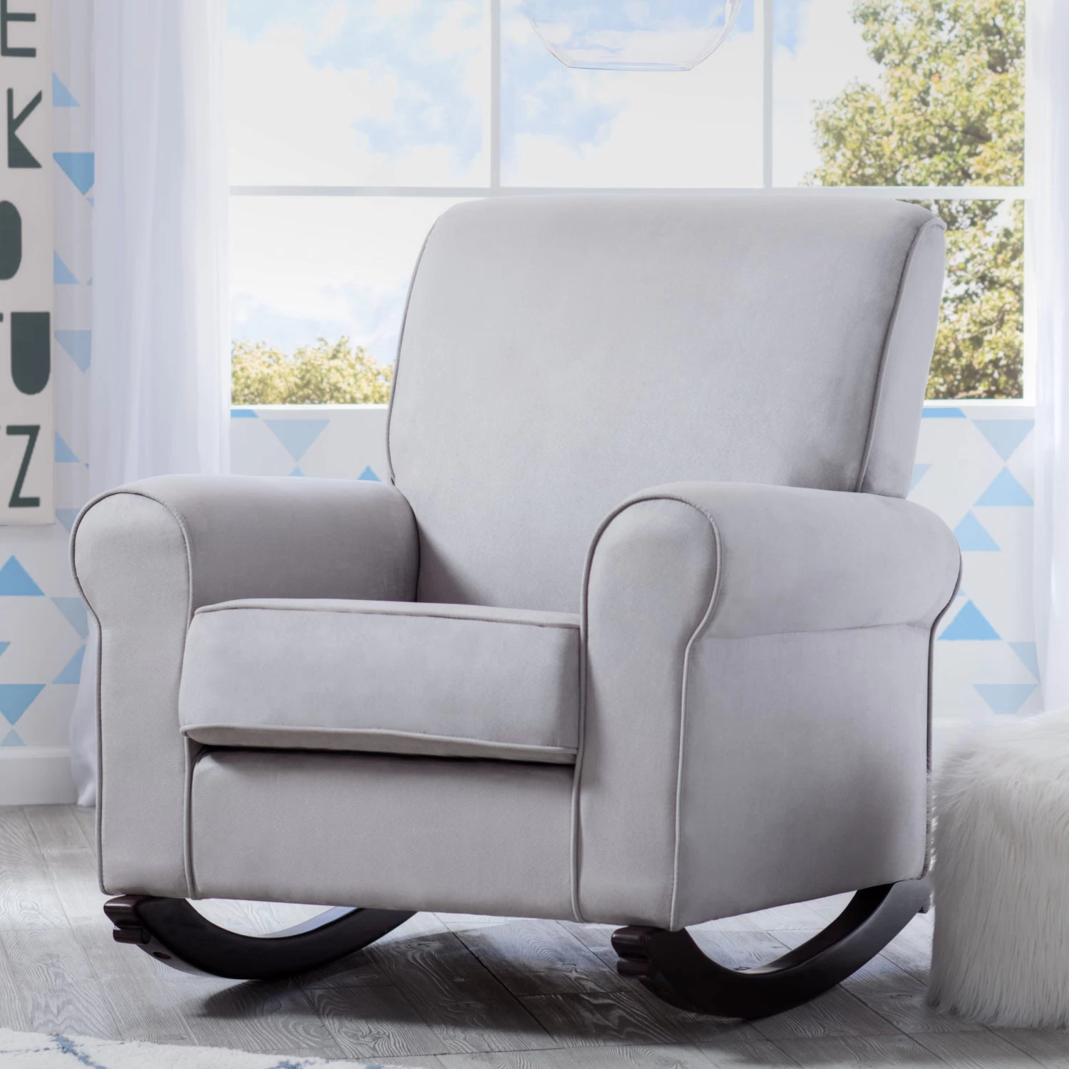 Delta Children Rowen Nursery Rocking Chair 4 Delta Children Rowen Nursery Rocking Chair - Image 4